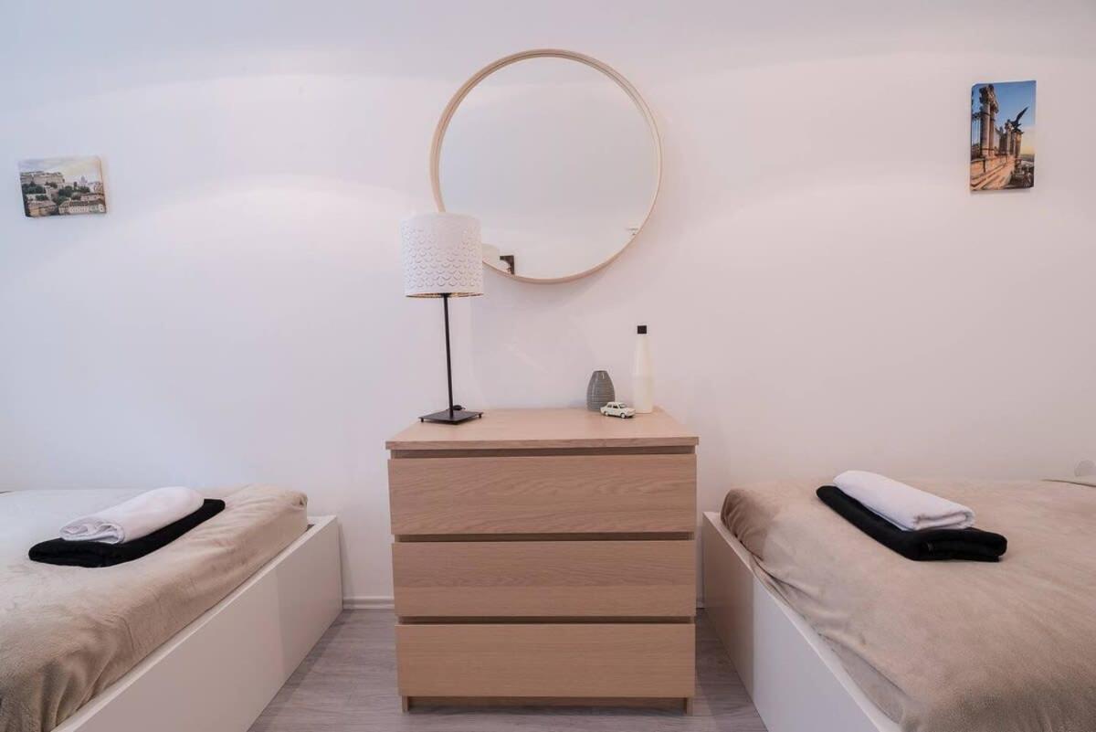 Central Brand New And Modern Apartment بودابست المظهر الخارجي الصورة